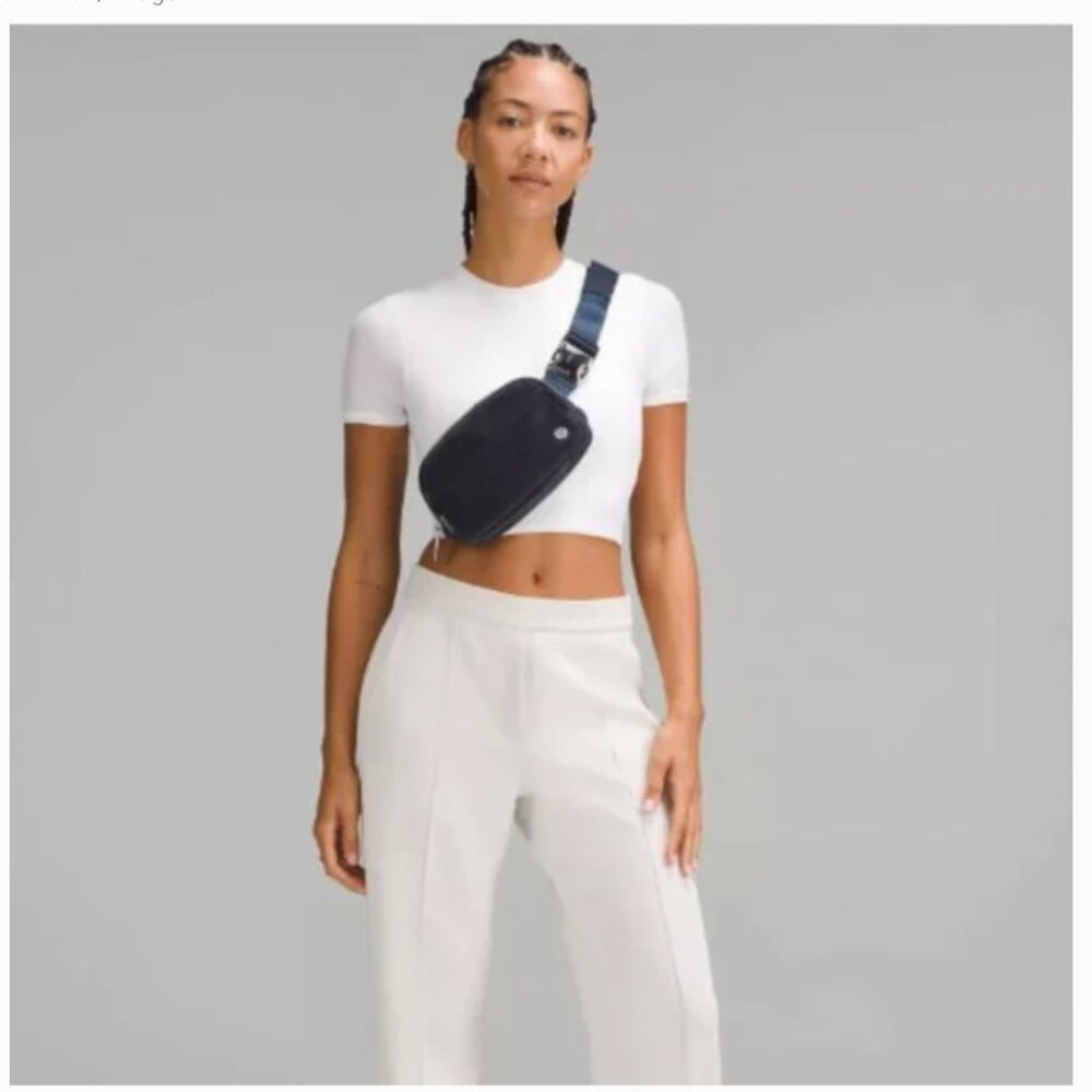 Lululemon | Everywhere Belt Bag 1L Corduroy NWT - Picture 7 of 8